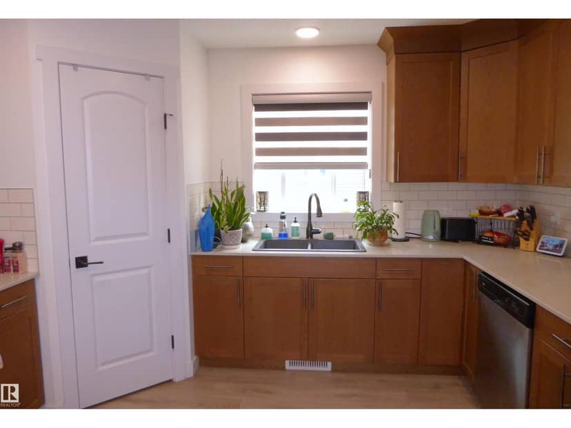 #75 1005 Graydon Hill BV SW — photo 16 of 37