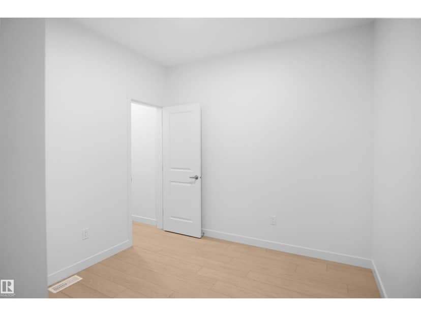 18166 73A ST NW, Edmonton, photo 4