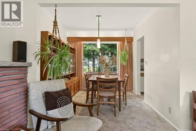 803 MONTGOMERY Drive — photo 12 of 40