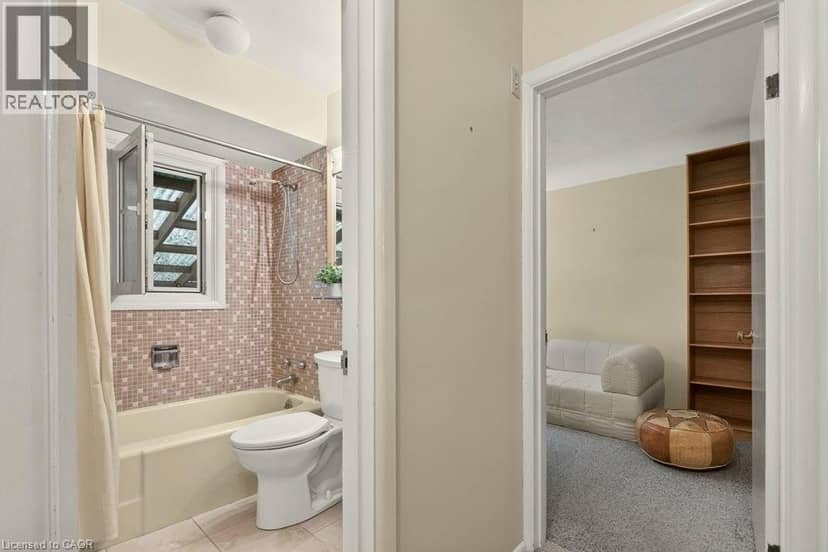803 MONTGOMERY Drive — photo 28 of 40