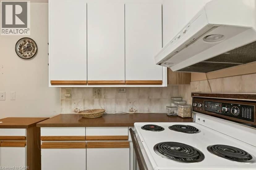 803 MONTGOMERY Drive — photo 18 of 40