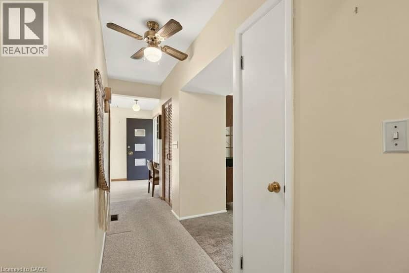 803 MONTGOMERY Drive, Ancaster, photo 7