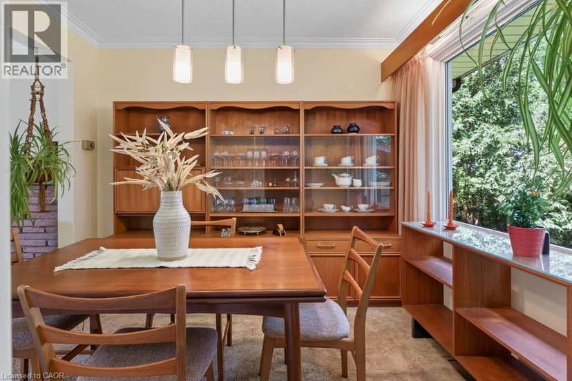803 MONTGOMERY Drive — photo 14 of 40
