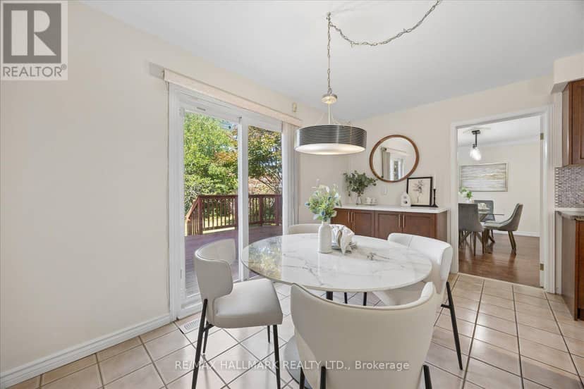 32 Valley Centre Drive — photo 17 of 40