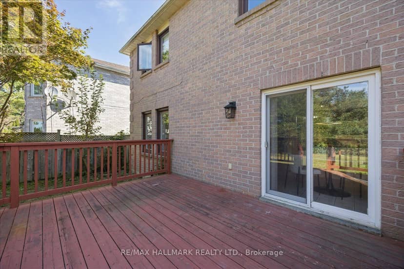 32 Valley Centre Drive — photo 38 of 40