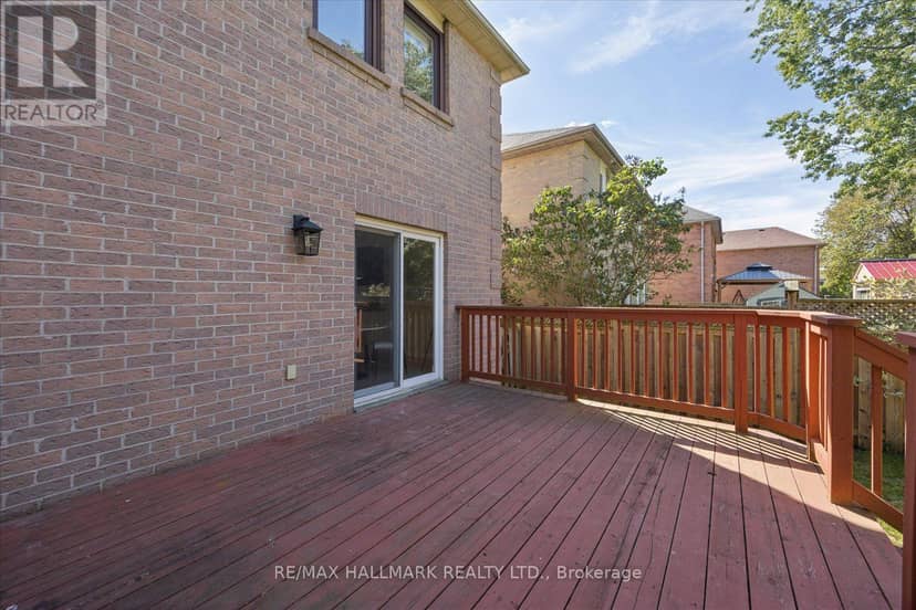 32 Valley Centre Drive — photo 39 of 40