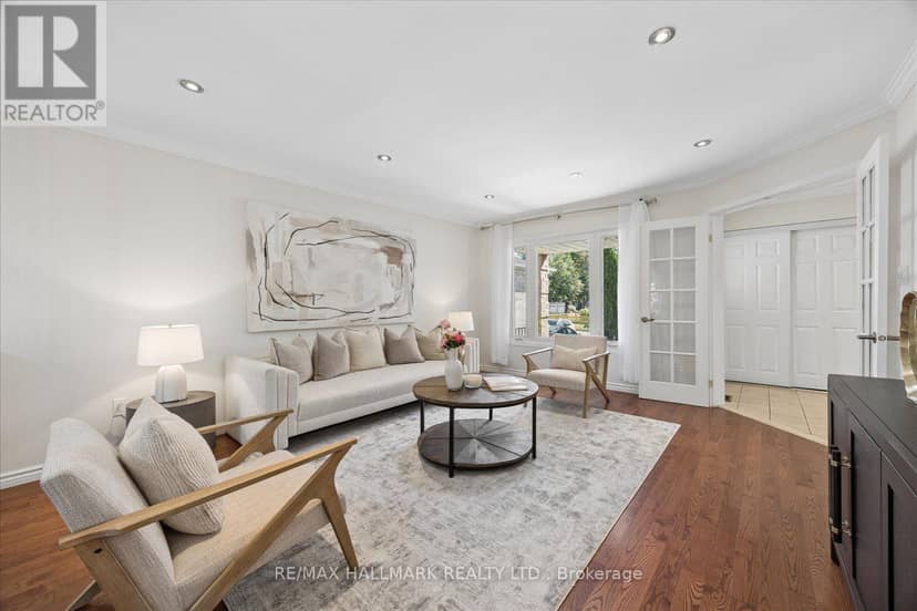 32 Valley Centre Drive, Toronto, photo 6