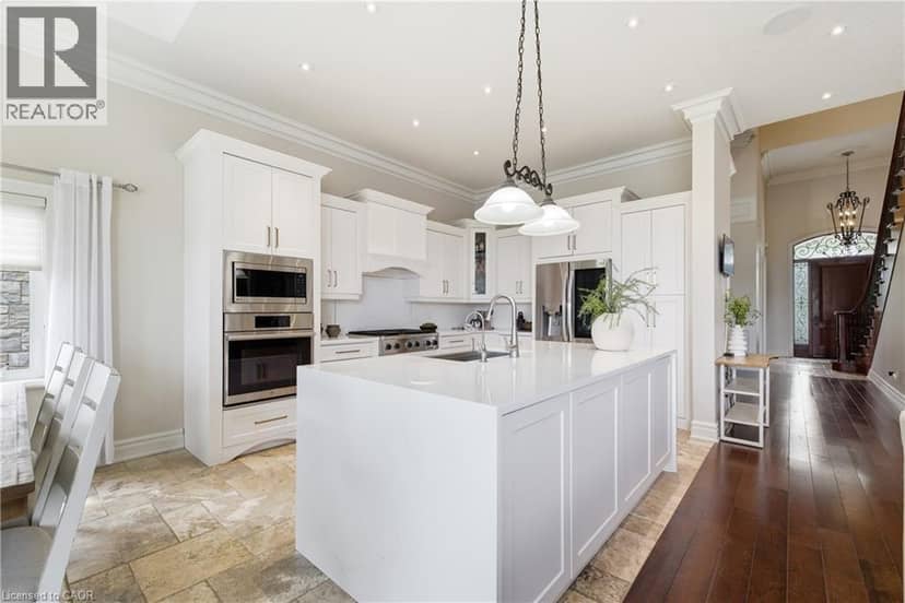 54 PAIGE Street, Kitchener, photo 7