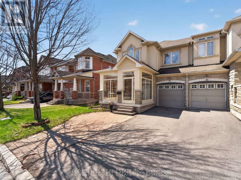 12 Stookes Crescent, Richmond Hill, photo 2
