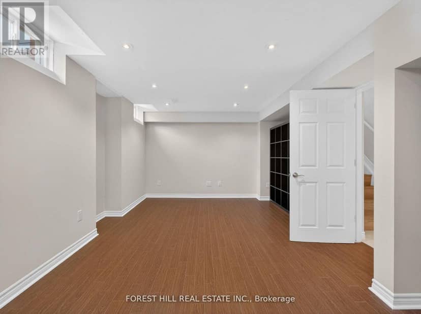 12 Stookes Crescent — photo 35 of 40