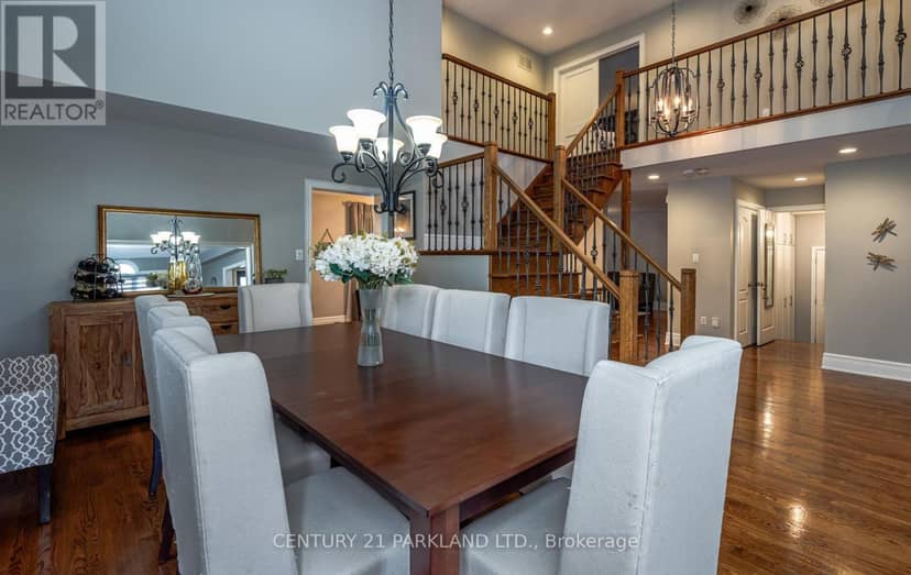 164 Carlyle Crescent — photo 16 of 40