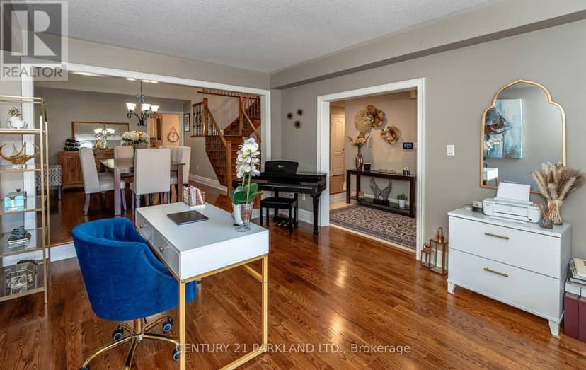 164 Carlyle Crescent, Aurora, photo 5
