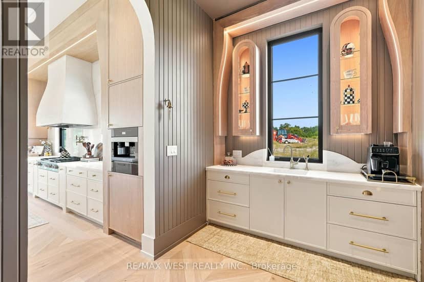 17050 McCowan Road — photo 10 of 33