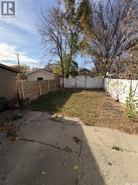 229 I Avenue N — photo 10 of 13