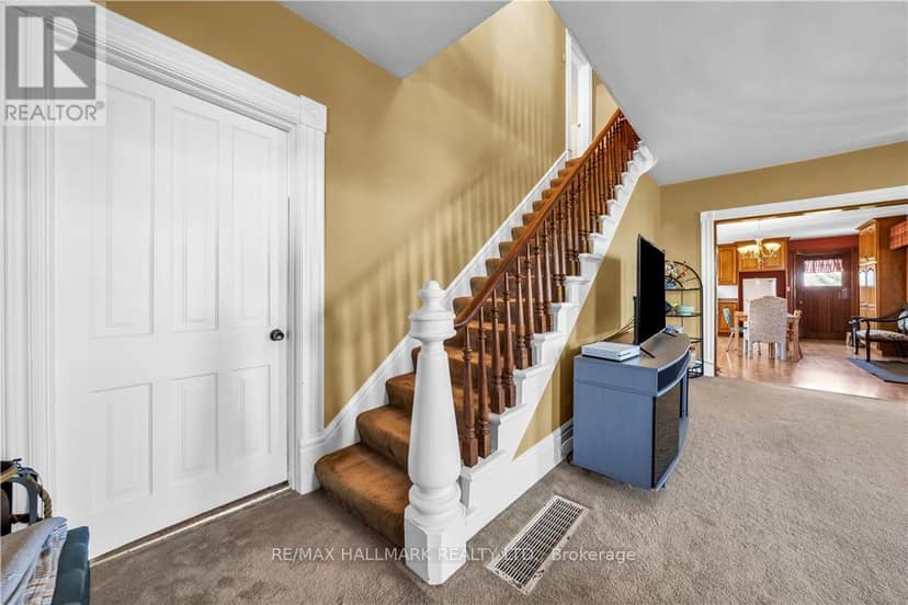 4932 Fly Road — photo 19 of 40