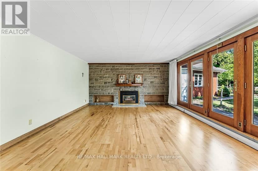 21 First Avenue — photo 12 of 34