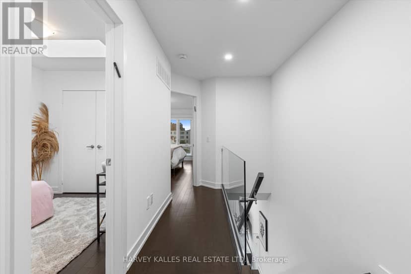 609A Harvie Avenue — photo 12 of 29