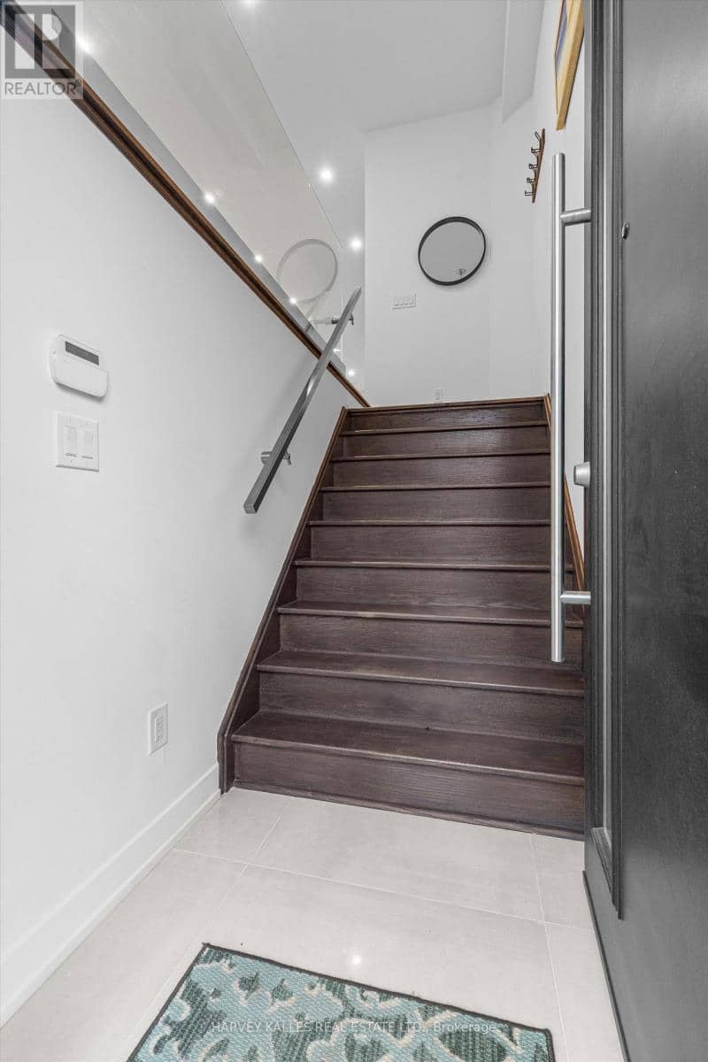 609A Harvie Avenue, Toronto, photo 3