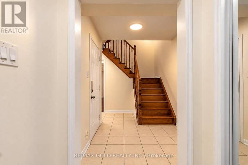 14 Memory Lane, Brampton, photo 4