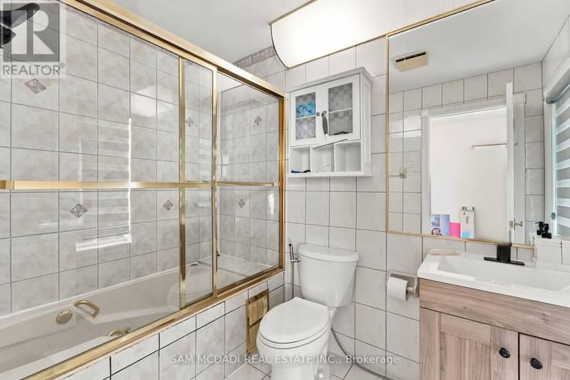2480 Mississauga Road — photo 30 of 40
