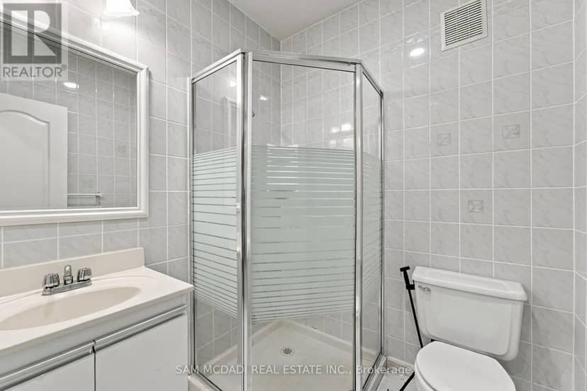 2480 Mississauga Road — photo 39 of 40