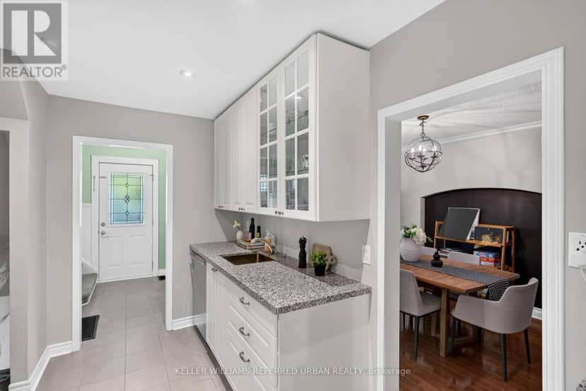 54 Albani Street — photo 18 of 40