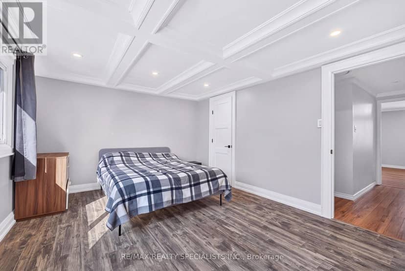 17 - 5610 Montevideo Road — photo 10 of 40