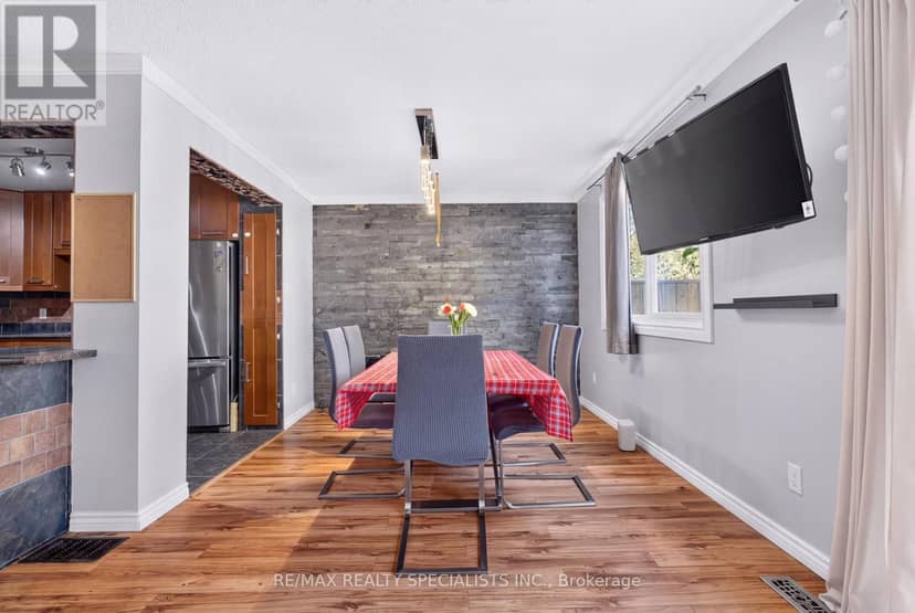17 - 5610 Montevideo Road — photo 17 of 40