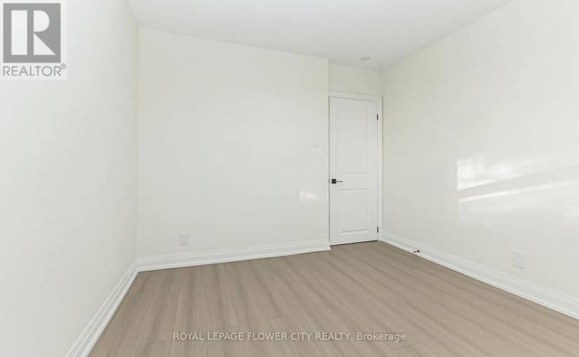 8449 Eigth Line — photo 19 of 40