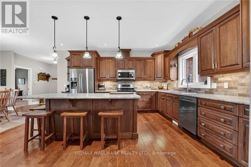 846 Regional Road 27 — photo 11 of 40