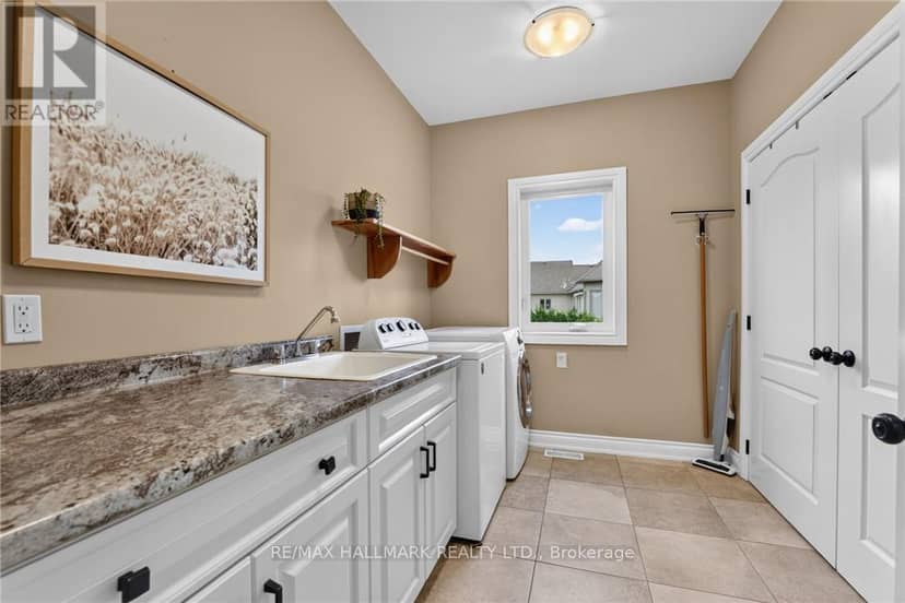 846 Regional Road 27 — photo 18 of 40