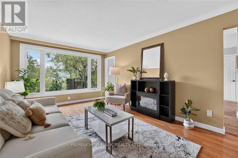 16 Elk Street — photo 10 of 40