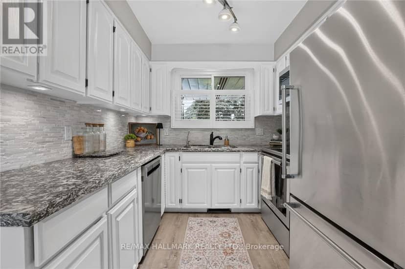 16 Elk Street — photo 12 of 40