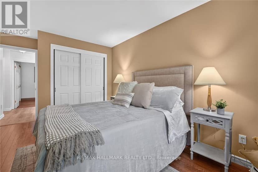 16 Elk Street — photo 21 of 40