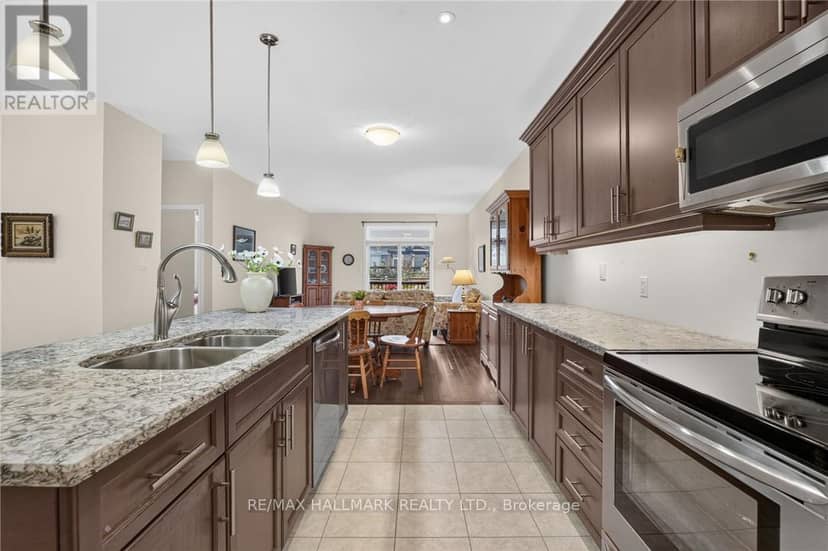 43 - 37 Brookside Terrace — photo 13 of 40