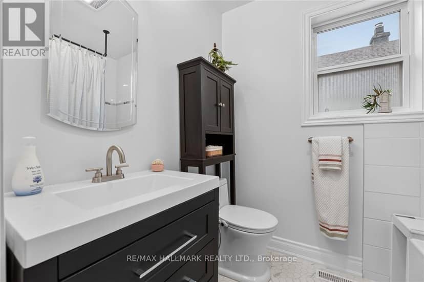 32 Richmond Avenue — photo 20 of 40