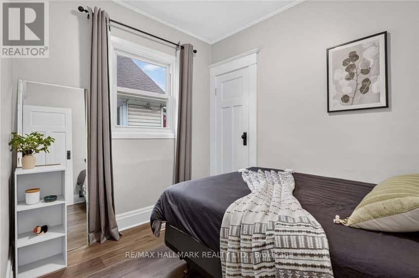 32 Richmond Avenue — photo 22 of 40