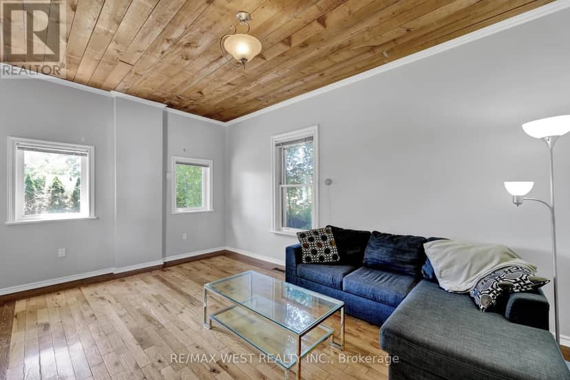 318 Simcoe Street, Woodstock, photo 4