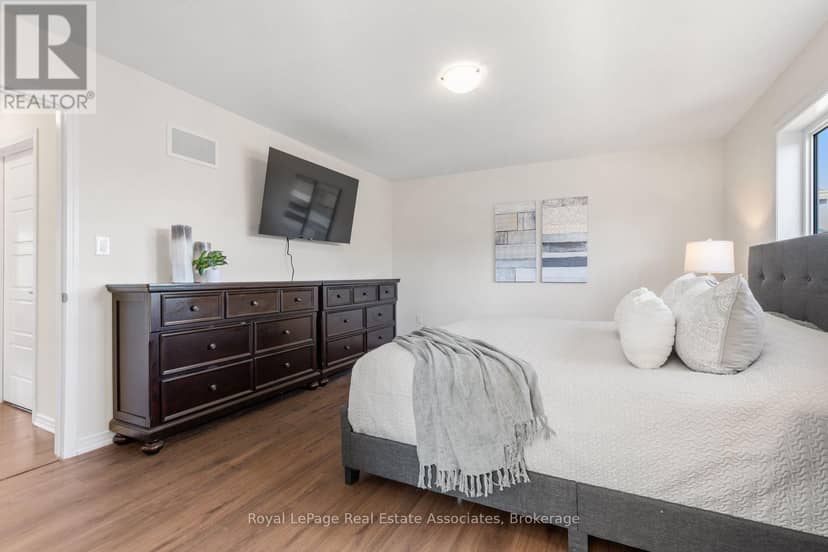 40 Sumac Drive — photo 18 of 32