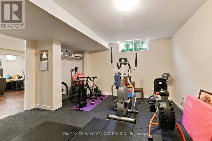99 Magnolia Drive — photo 37 of 40