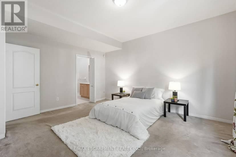 41 - 212 Stonehenge Drive — photo 15 of 40
