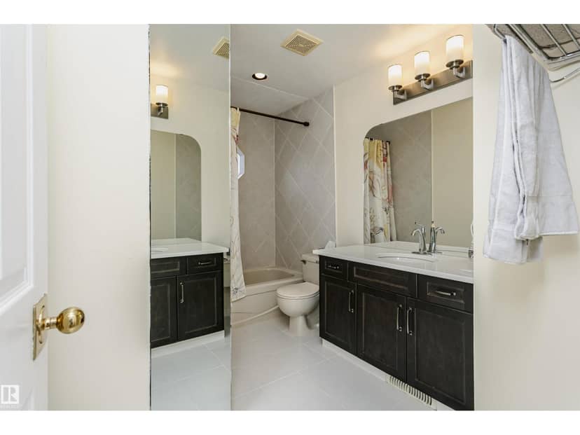 10839 80 Avenue NW — photo 39 of 40