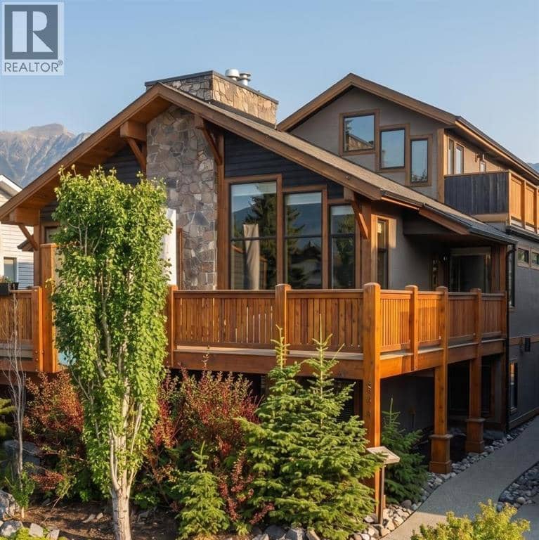 634 4 Street, Canmore, photo 2