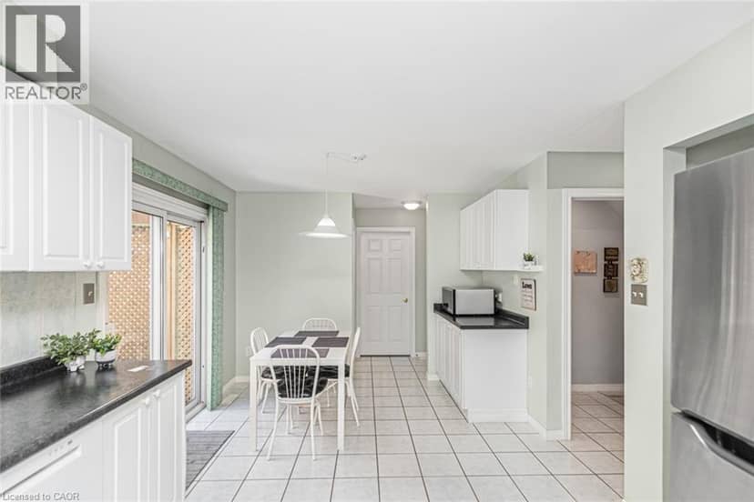 10 RICHVIEW Drive — photo 19 of 40