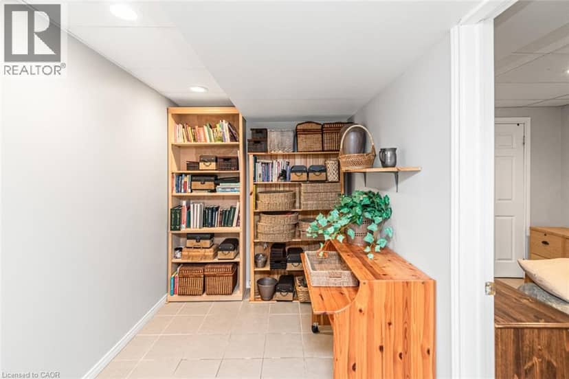 10 RICHVIEW Drive — photo 37 of 40
