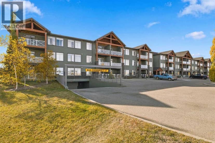 104, 1005B Westmount Drive, Strathmore