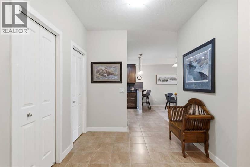 104, 1005B Westmount Drive, Strathmore, photo 8