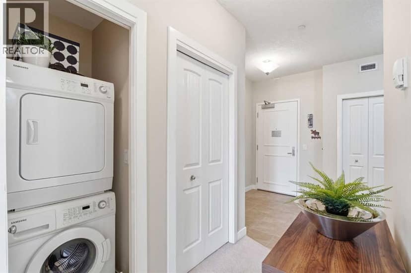 104, 1005B Westmount Drive — photo 31 of 40