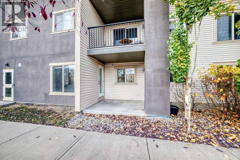 4118, 403 Mackenzie Way SW, Airdrie, photo 2