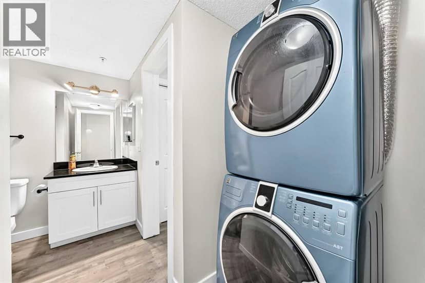 4118, 403 Mackenzie Way SW — photo 39 of 40